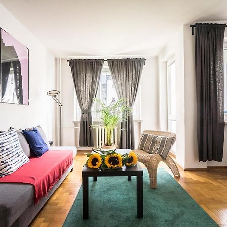 Oomph Warsaw Central 3-Bedroom Flat Exterior foto