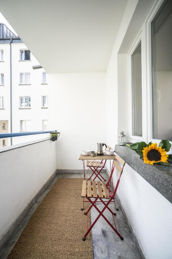 Oomph Warsaw Central 3-Bedroom Flat Exterior foto